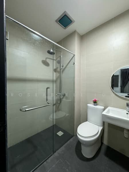 3-storey Terraced House for Sale in Bandar Nusaputra (Puchong) - Roseabelle Low - Bathroom - PropertyGuru.com.my