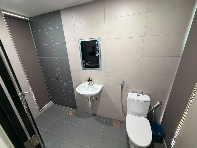 2-storey Terraced House for Sale in Bandar Seri Alam (Masai) - Arshad . - Bathroom - PropertyGuru.com.my