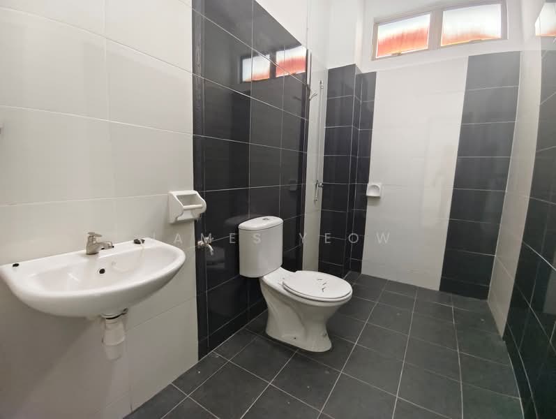 Semi-Detached House for Sale in Taman Paya Rumput Utama (Paya Rumput) - James Yeow - PropertyGuru.com.my