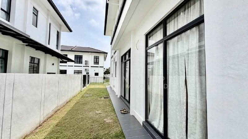 Rumah Berkembar untuk Dijual di Kuala Selangor (Selangor) - Muhammad Ridhwan Mohd Huzairi - Exterior - PropertyGuru.com.my