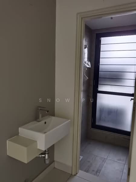 Service Residence for Sale at Arte Mont Kiara - Snow Pu - Bathroom - PropertyGuru.com.my