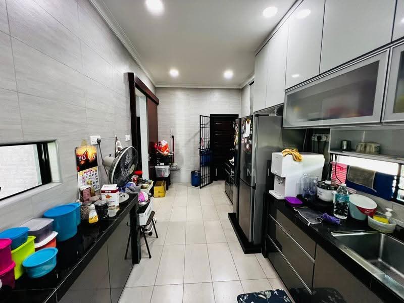 Bungalow House untuk Dijual di Kajang (Selangor) - Wan Hilmi - Kitchen - PropertyGuru.com.my