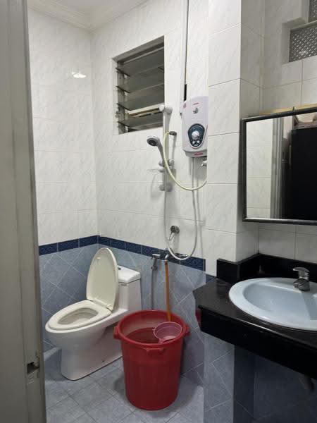 Rumah Teres 2-Tingkat untuk Dijual di SS 21, Damansara Utama (Petaling Jaya) - Eli Lau - Bathroom - PropertyGuru.com.my