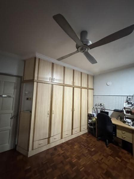 Rumah Teres 2-Tingkat untuk Dijual di SS 21, Damansara Utama (Petaling Jaya) - Eli Lau - Study - PropertyGuru.com.my