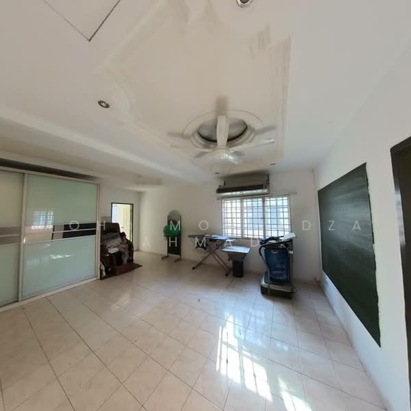 2-storey Terraced House for Sale in Taman Sutera (Kajang) - Mohd Mortadza Ahmad - PropertyGuru.com.my