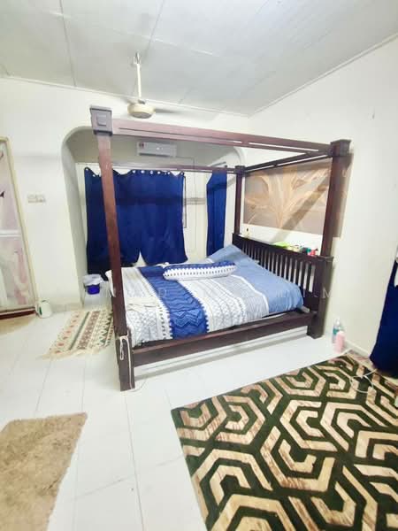2-storey Terraced House for Sale in Melawati (Selangor) - Ahmad Muslim - Bedroom - PropertyGuru.com.my