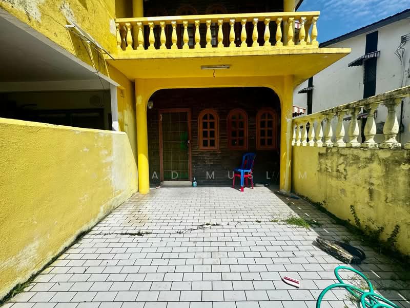 2-storey Terraced House for Sale in Melawati (Selangor) - Ahmad Muslim - Exterior - PropertyGuru.com.my