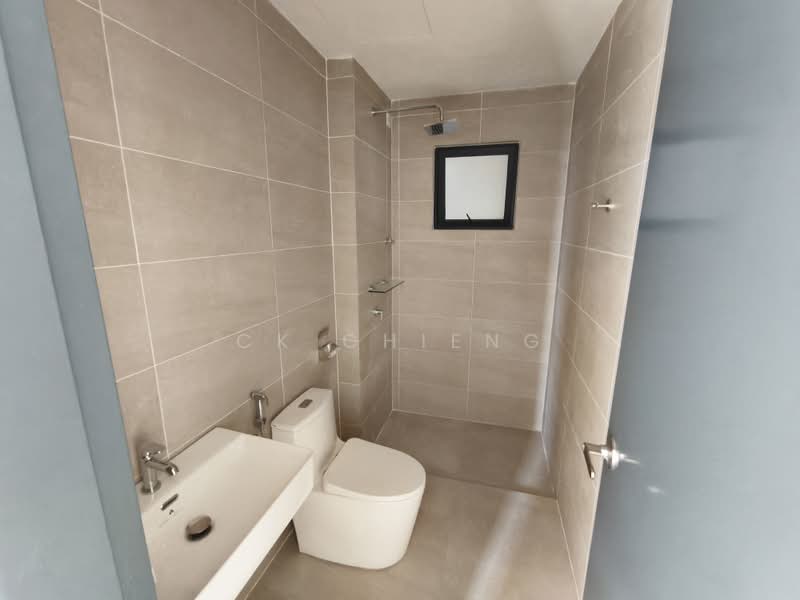 Service Residence for Rent at KR7 Residences - CK Chieng - Bathroom - PropertyGuru.com.my