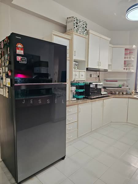 Pangsapuri untuk Dijual di Medan Lumba Kuda - Jessilynne . - PropertyGuru.com.my