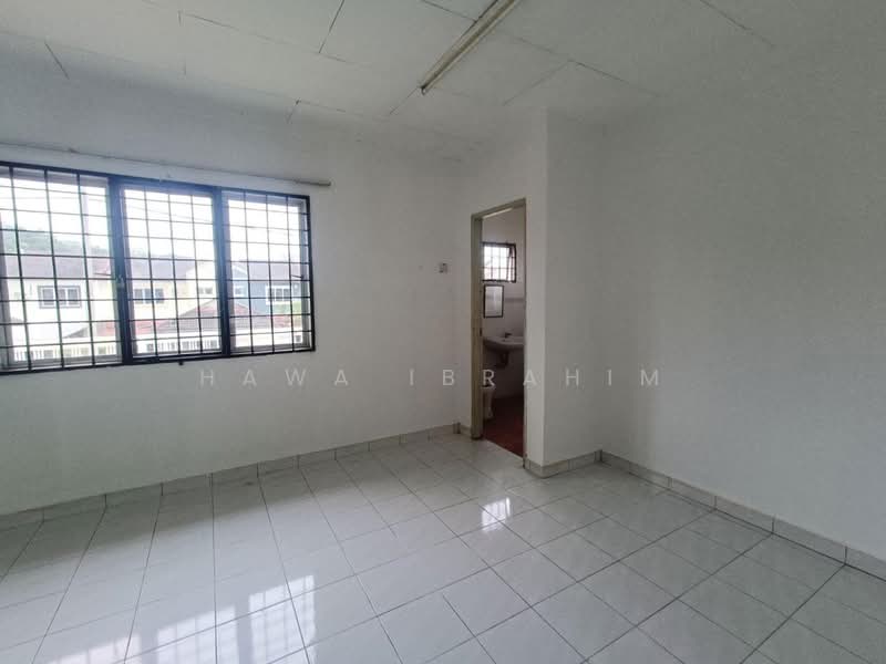 Rumah Teres 2-Tingkat untuk Dijual di Desa Casuarina (Nilai) - Hawa Ibrahim - Interior - PropertyGuru.com.my