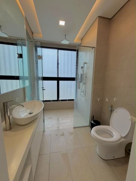 Kediaman Servis untuk Dijual di Twin Arkz - Catherine Yap - Bathroom - PropertyGuru.com.my