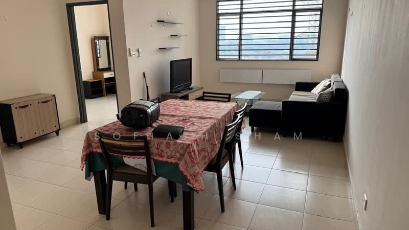 Pangsapuri untuk Disewa di Residensi Pandanmas - Sofia Hisham - Living Room - PropertyGuru.com.my