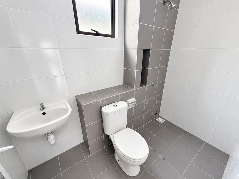 2-storey Terraced House for Sale in Eco Grandeur (Puncak Alam) - Lucas Loh - Bathroom - PropertyGuru.com.my
