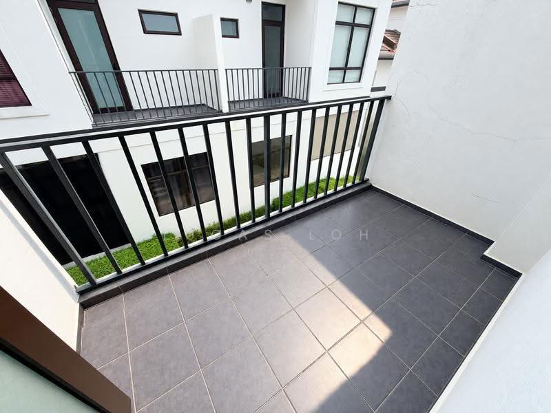 2-storey Terraced House for Sale in Eco Grandeur (Puncak Alam) - Lucas Loh - Balcony - PropertyGuru.com.my