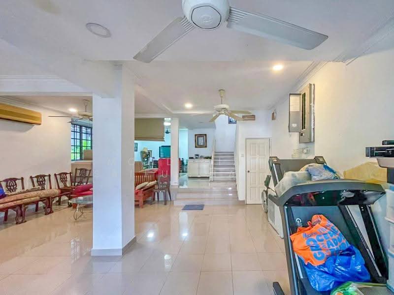 Rumah Teres 2-Tingkat untuk Dijual di SS19 (Subang Jaya) - Mohd Aizat Saiful Bahri - Living Room - PropertyGuru.com.my