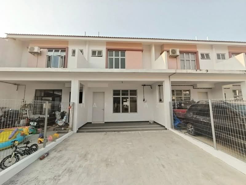 Rumah Teres 2-Tingkat untuk Dijual di Pasir Gudang (Johor) - ALHAFIZ AZIS - Exterior - PropertyGuru.com.my