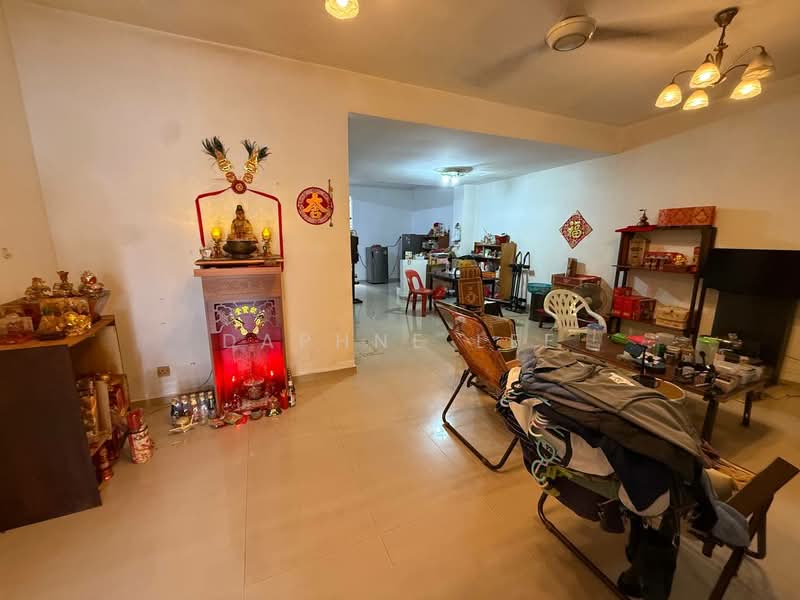 Rumah Teres 2-Tingkat untuk Dijual di Taman Ehsan Jaya (Ulu Tiram) - Daphne Lee - Living Room - PropertyGuru.com.my