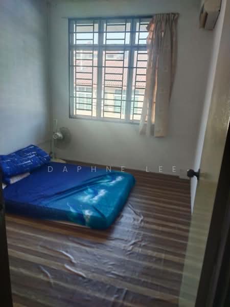 Rumah Teres 2-Tingkat untuk Dijual di Taman Ehsan Jaya (Ulu Tiram) - Daphne Lee - Bedroom - PropertyGuru.com.my