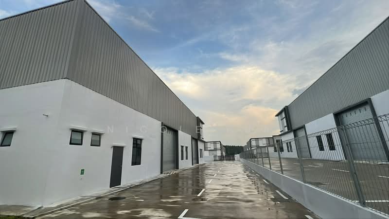 Kilang Berkembar untuk Dijual di Eco Business Park 1 (Johor Bahru) - Nicole Pua - Exterior - PropertyGuru.com.my