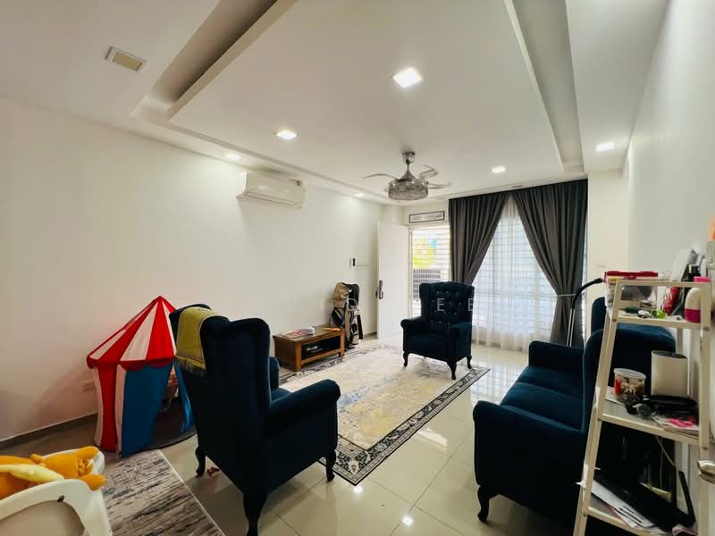 Rumah Teres 2-Tingkat untuk Dijual di Bandar Tasik Puteri (Rawang) - David Lee - Living Room - PropertyGuru.com.my
