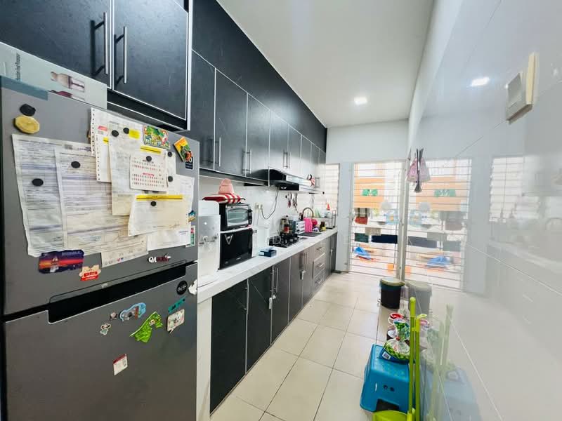Rumah Teres 2-Tingkat untuk Dijual di Bandar Tasik Puteri (Rawang) - David Lee - Kitchen - PropertyGuru.com.my