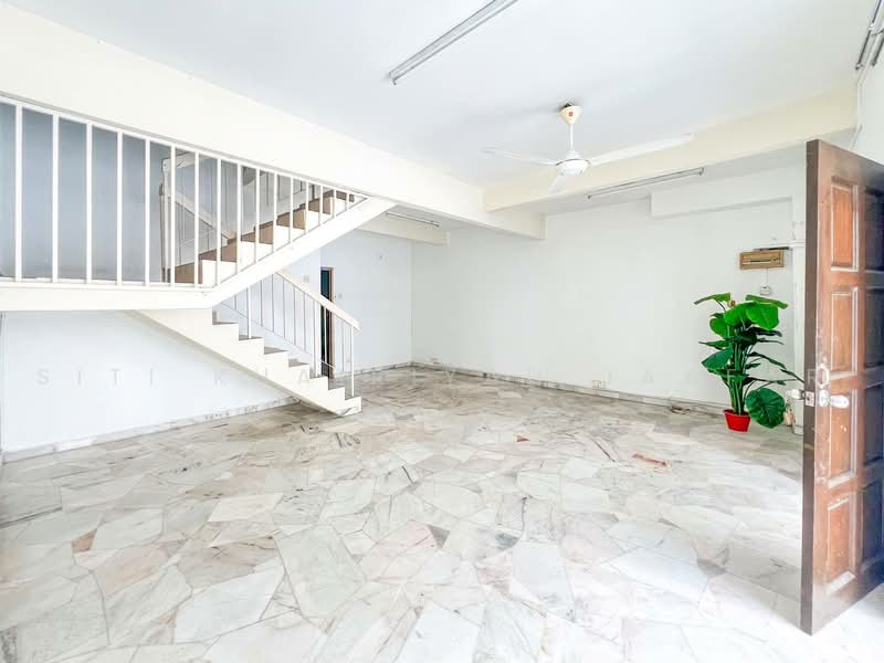 Rumah Teres 2-Tingkat untuk Dijual di Kelana Jaya (Petaling Jaya) - SITI KHAIRIYAH JAAFAR - PropertyGuru.com.my