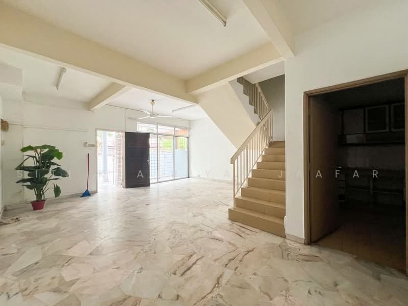 Rumah Teres 2-Tingkat untuk Dijual di Kelana Jaya (Petaling Jaya) - SITI KHAIRIYAH JAAFAR - PropertyGuru.com.my