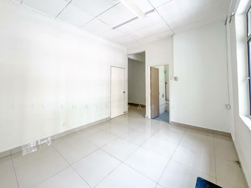 Rumah Teres 2-Tingkat untuk Dijual di Kelana Jaya (Petaling Jaya) - SITI KHAIRIYAH JAAFAR - PropertyGuru.com.my