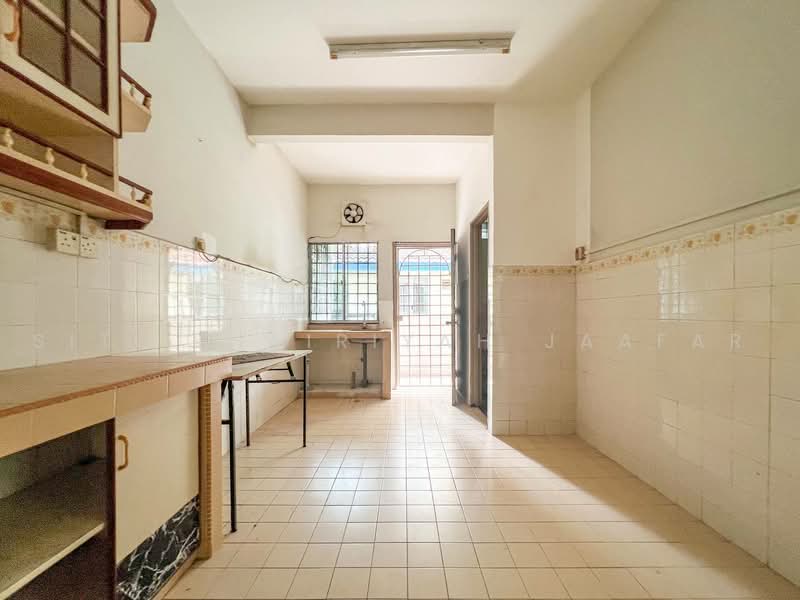 Rumah Teres 2-Tingkat untuk Dijual di Kelana Jaya (Petaling Jaya) - SITI KHAIRIYAH JAAFAR - PropertyGuru.com.my