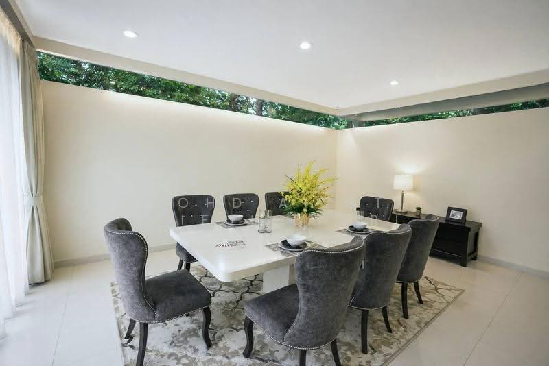 Bungalow House for Rent in Putrajaya (Putrajaya) - Mohd Aizat Saiful Bahri - Dining Room - PropertyGuru.com.my