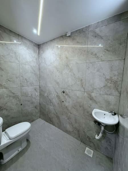 Rumah Teres 1-Tingkat untuk Dijual di Taman Puteri Wangsa (Ulu Tiram) - Shawn Law - Bathroom - PropertyGuru.com.my