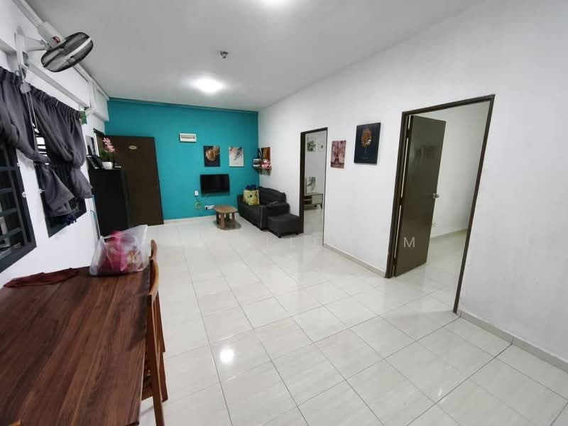 Service Residence for Sale at The Embassy (Bangunan Duta Impian) - Michelle Lim - Living Room - PropertyGuru.com.my