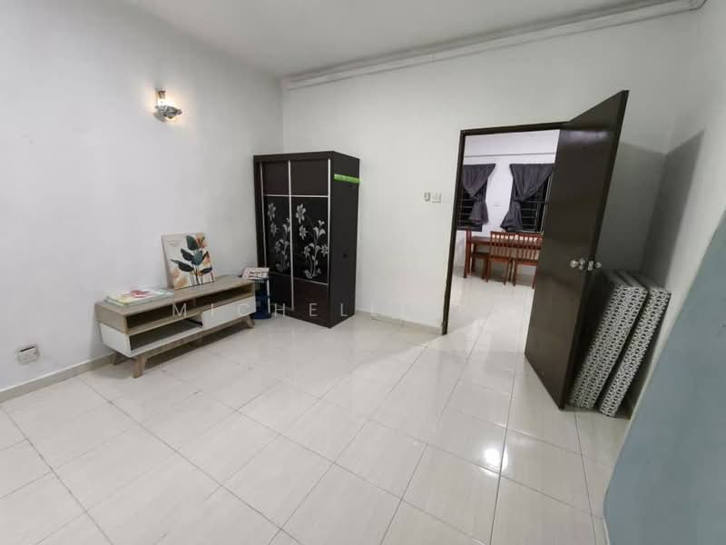 Service Residence for Sale at The Embassy (Bangunan Duta Impian) - Michelle Lim - Living Room - PropertyGuru.com.my