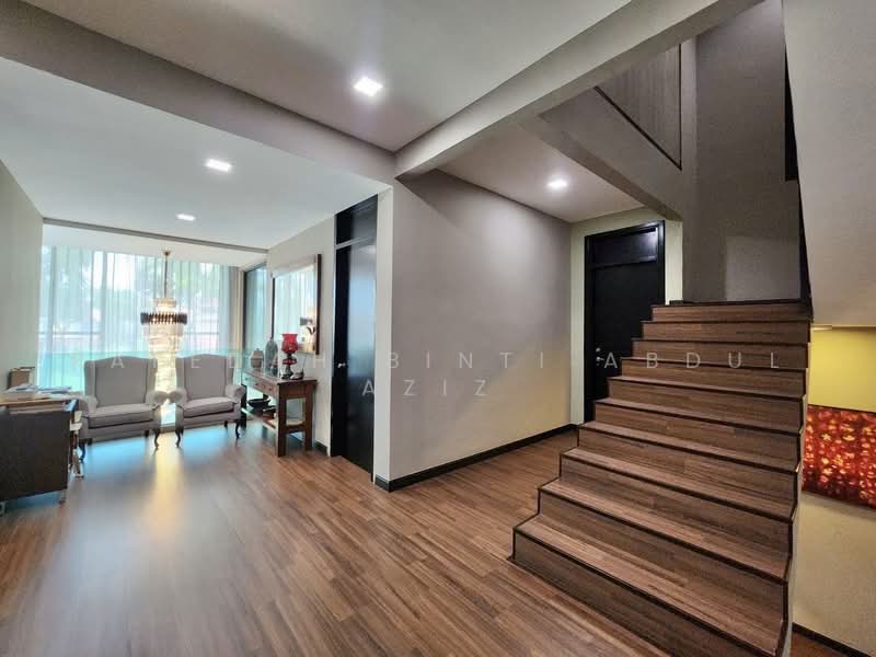2.5-storey Terraced House for Sale in Bukit Jelutong (Shah Alam) - Rafedah Binti Abdul Aziz - Living Room - PropertyGuru.com.my