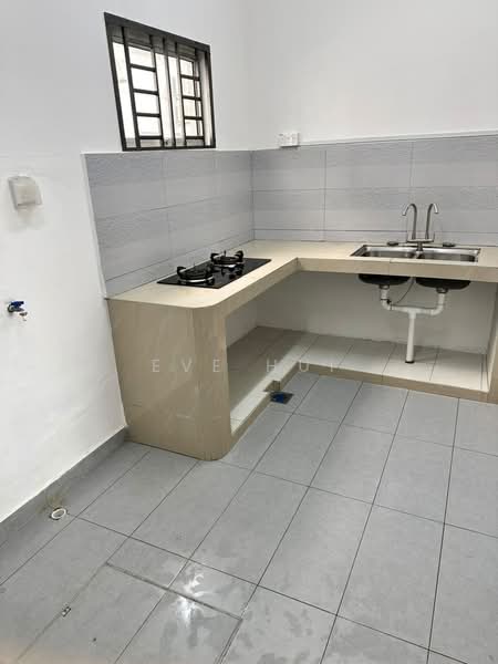 Rumah Teres 2-Tingkat untuk Dijual di Taman Mutiara Rini (Skudai) - Eve Hui - Kitchen - PropertyGuru.com.my