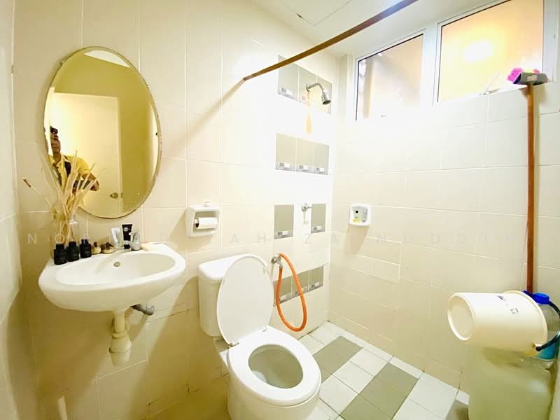 Condominium for Sale at Banjaria Court - NORFADILAH ZAINUDDIN - Bathroom - PropertyGuru.com.my