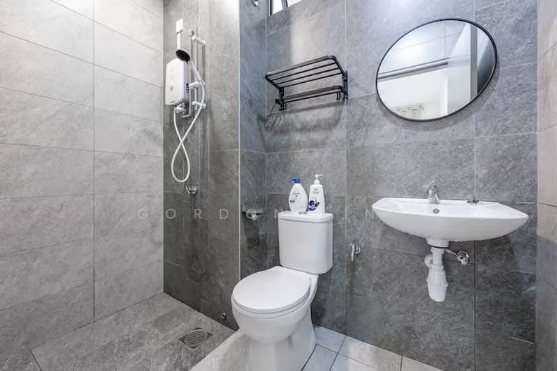 Service Residence for Sale at Traders Park - Gordon Ling - Bathroom - PropertyGuru.com.my
