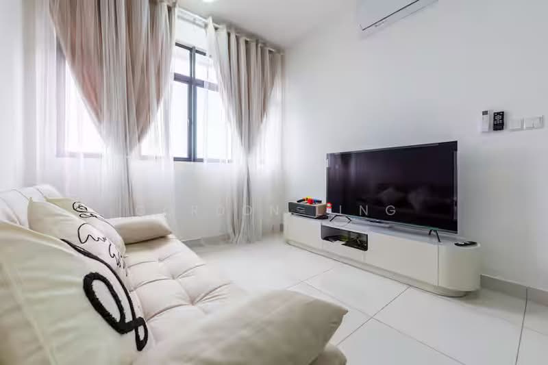 Service Residence for Sale at Traders Park - Gordon Ling - Living Room - PropertyGuru.com.my