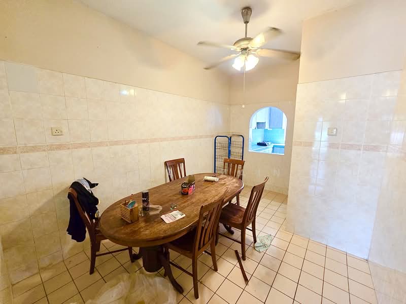 Rumah Teres untuk Dijual di Shah Alam (Selangor) - NORFADILAH ZAINUDDIN - Dining Room - PropertyGuru.com.my