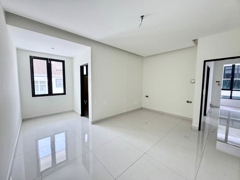 Rumah Berkembar untuk Dijual di Taman Kempas Utama (Tebrau) - Yik Tat - Interior - PropertyGuru.com.my