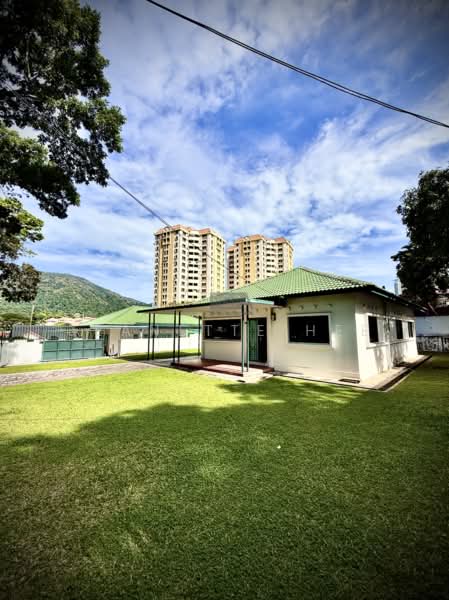 Bungalow House for Rent in Tanjung Bungah (Penang) - Jeanette Hee - Exterior - PropertyGuru.com.my