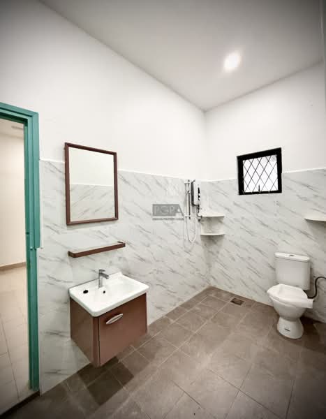 Bungalow House for Rent in Tanjung Bungah (Penang) - Jeanette Hee - Bathroom - PropertyGuru.com.my