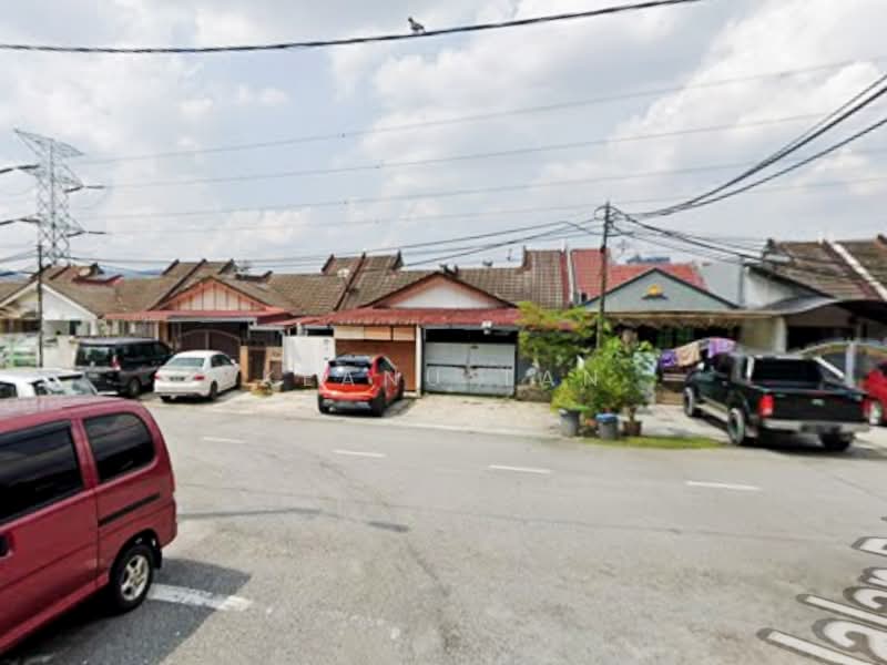 Rumah Teres 2-Tingkat untuk Dijual di Taman Bukit Idaman (Selayang) - Keanu Tan - Exterior - PropertyGuru.com.my