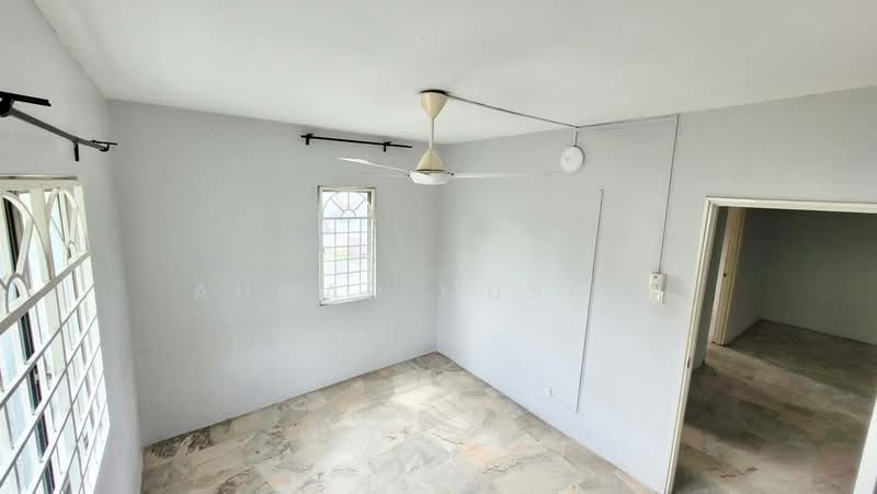 Pangsapuri untuk Dijual di Indah Apartments - Ahmad Muslim - Interior - PropertyGuru.com.my