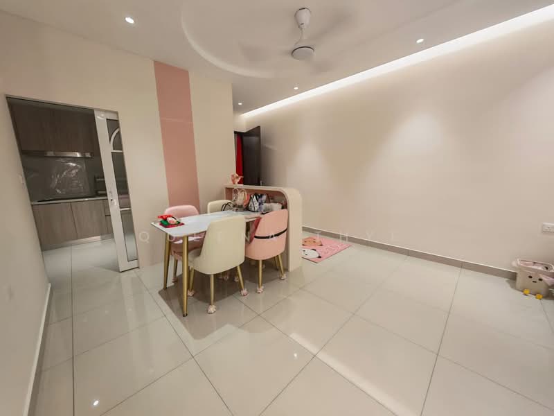 Service Residence for Rent at Veranda Residence - Queena Thye - Dining Room - PropertyGuru.com.my