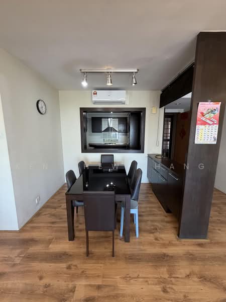 Kondominium untuk Disewa di Riana Green Condominium - Ken Chew Chang - Dining Room - PropertyGuru.com.my