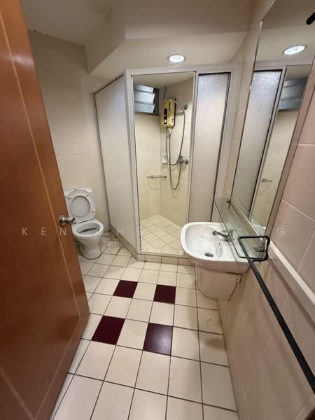 Kondominium untuk Disewa di Riana Green Condominium - Ken Chew Chang - Bathroom - PropertyGuru.com.my