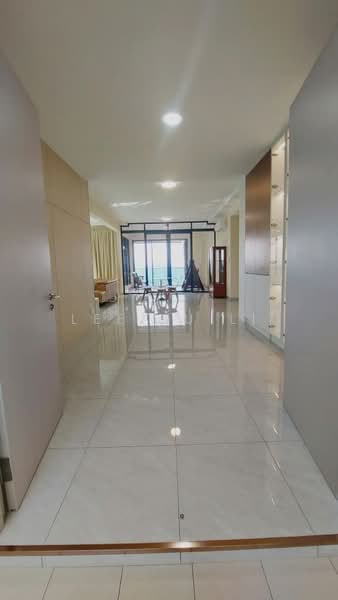 Condominium for Sale at LaCosta @ Sunway South Quay - Lee Su Li - Entrance - PropertyGuru.com.my