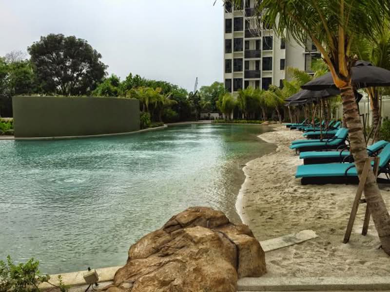 Condominium for Sale at LaCosta @ Sunway South Quay - Lee Su Li - Pool - PropertyGuru.com.my