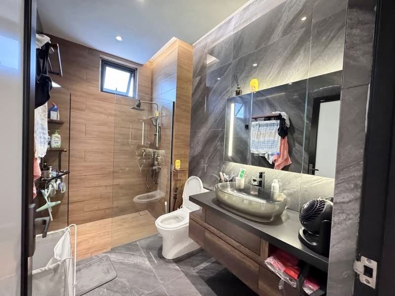 Rumah Kluster untuk Dijual di Skudai (Johor) - Yik Tat - Bathroom - PropertyGuru.com.my